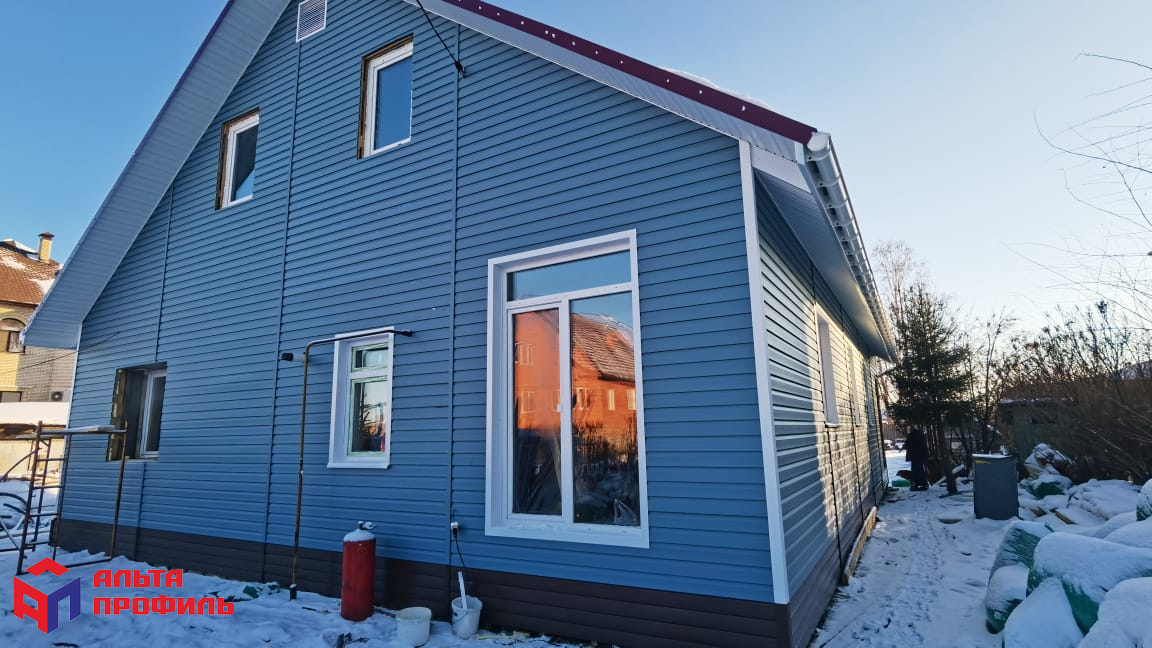 Планка "софит с перфорацией" белая Т-20 - 3м.