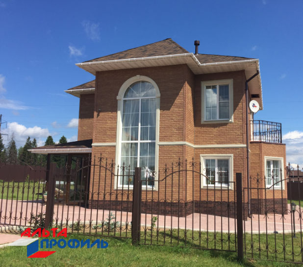 Планка "софит с перфорацией" белая Т-20 - 3м.