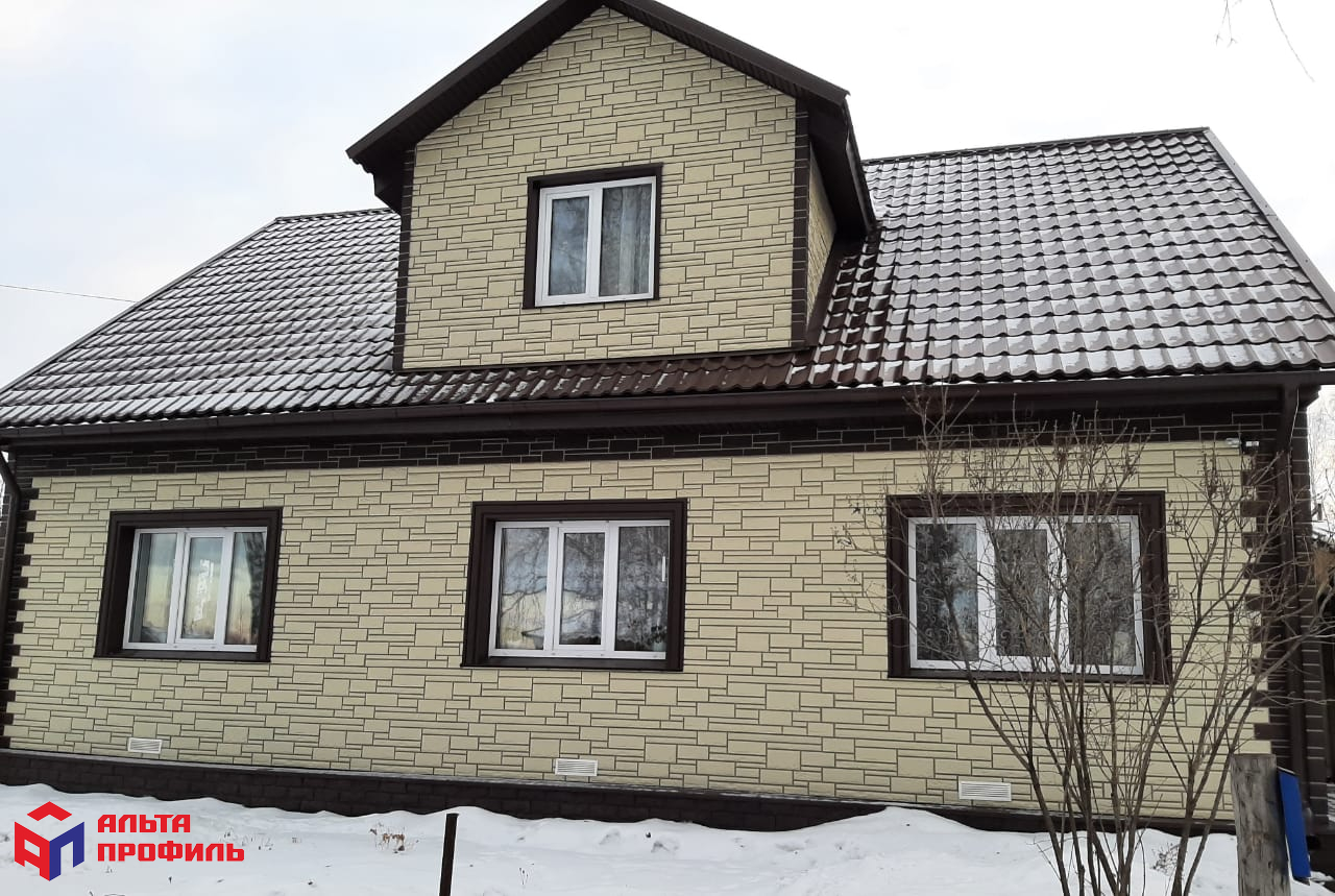 Планка "софит с перфорацией" коричневая Т-20 - 3м.