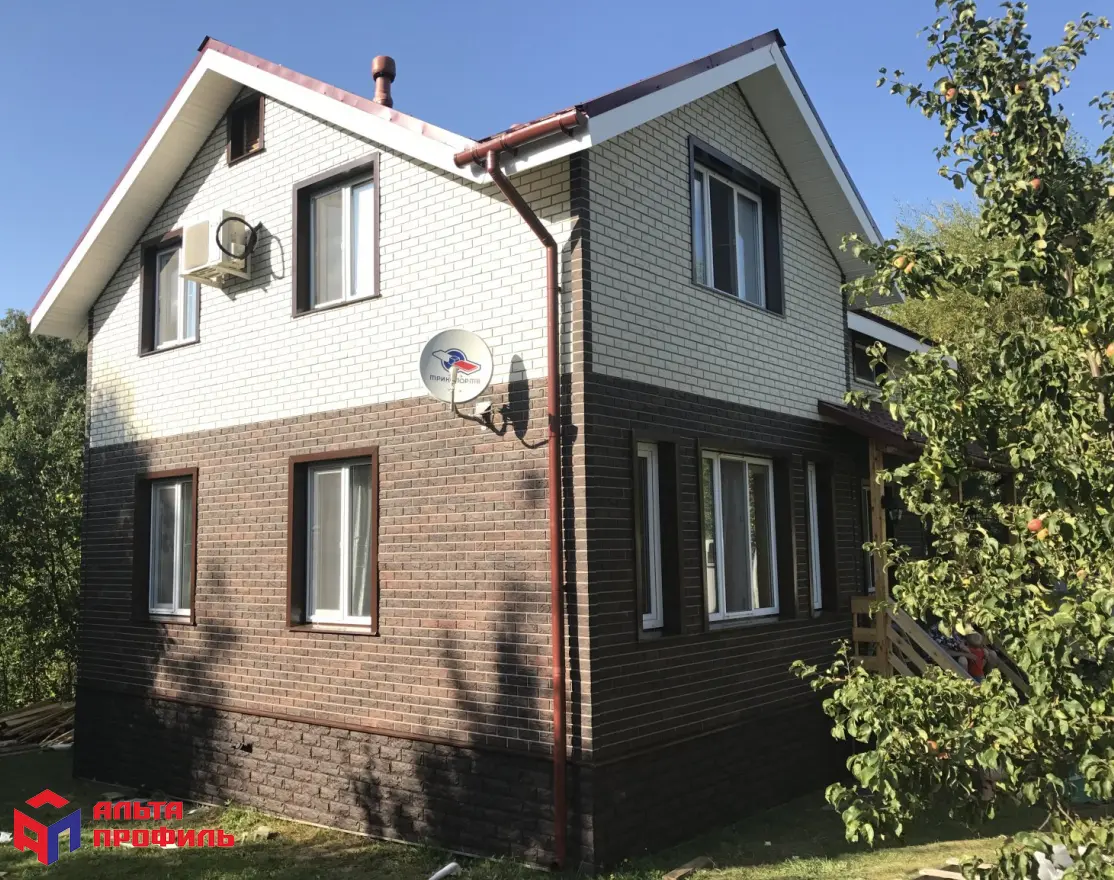 ПАНЕЛЬ КИРПИЧ, ЦВЕТ ЖЖЁНЫЙ