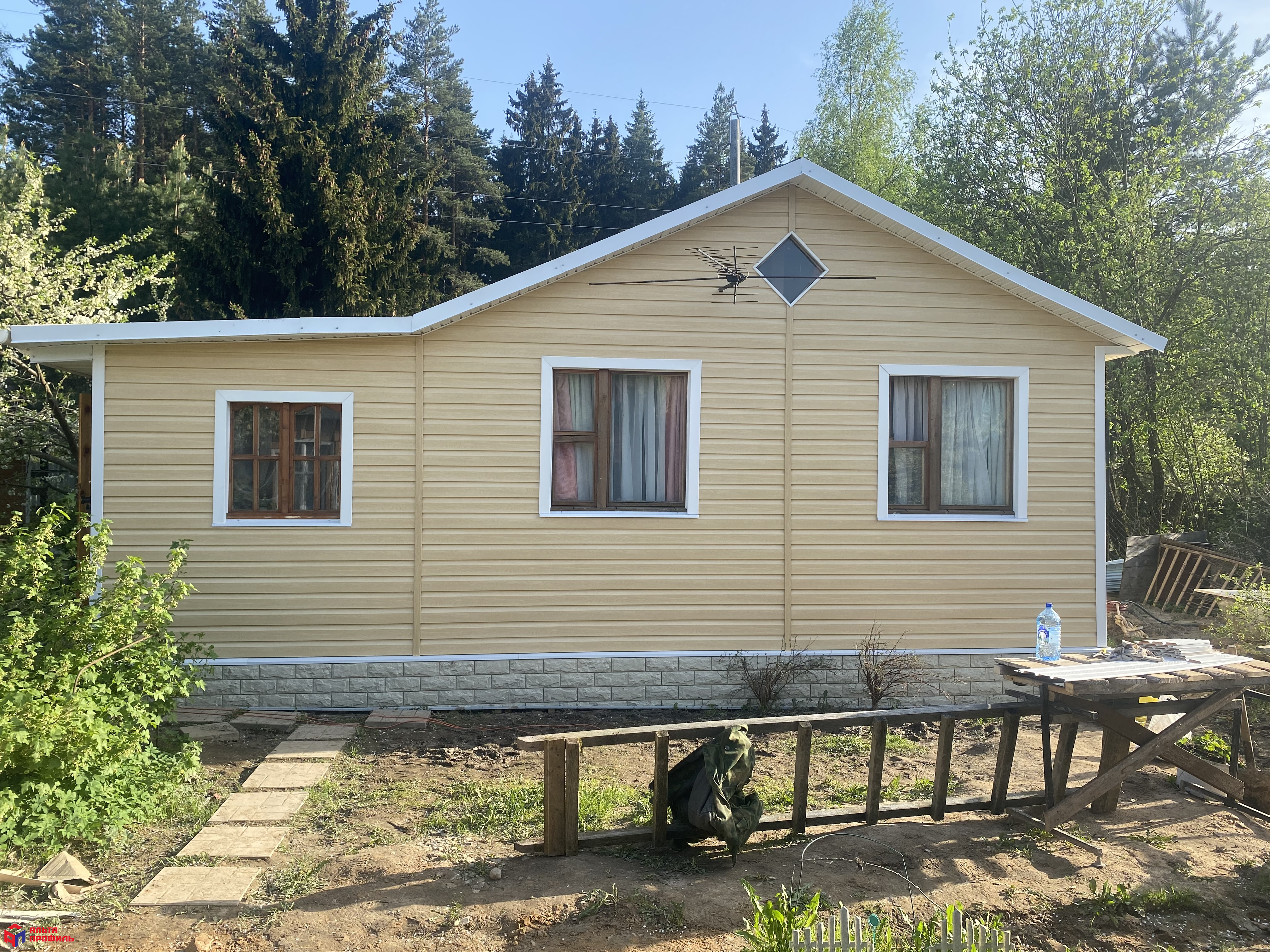 Планка "софит" белая Т-19 - 3м.